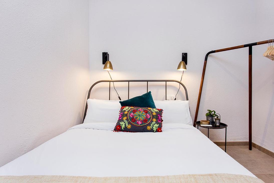 Stay U-Nique Apartments Fira Bcn Оспиталет де Лобрегат Стая снимка